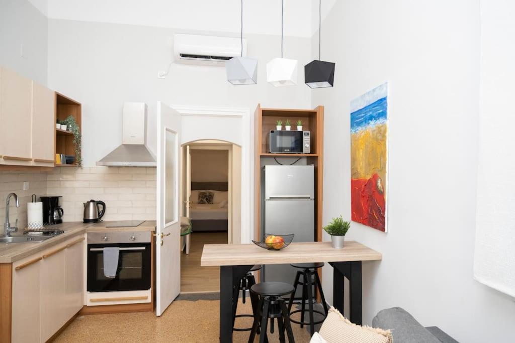 Homeresidence 1 에르무폴리 외부 사진